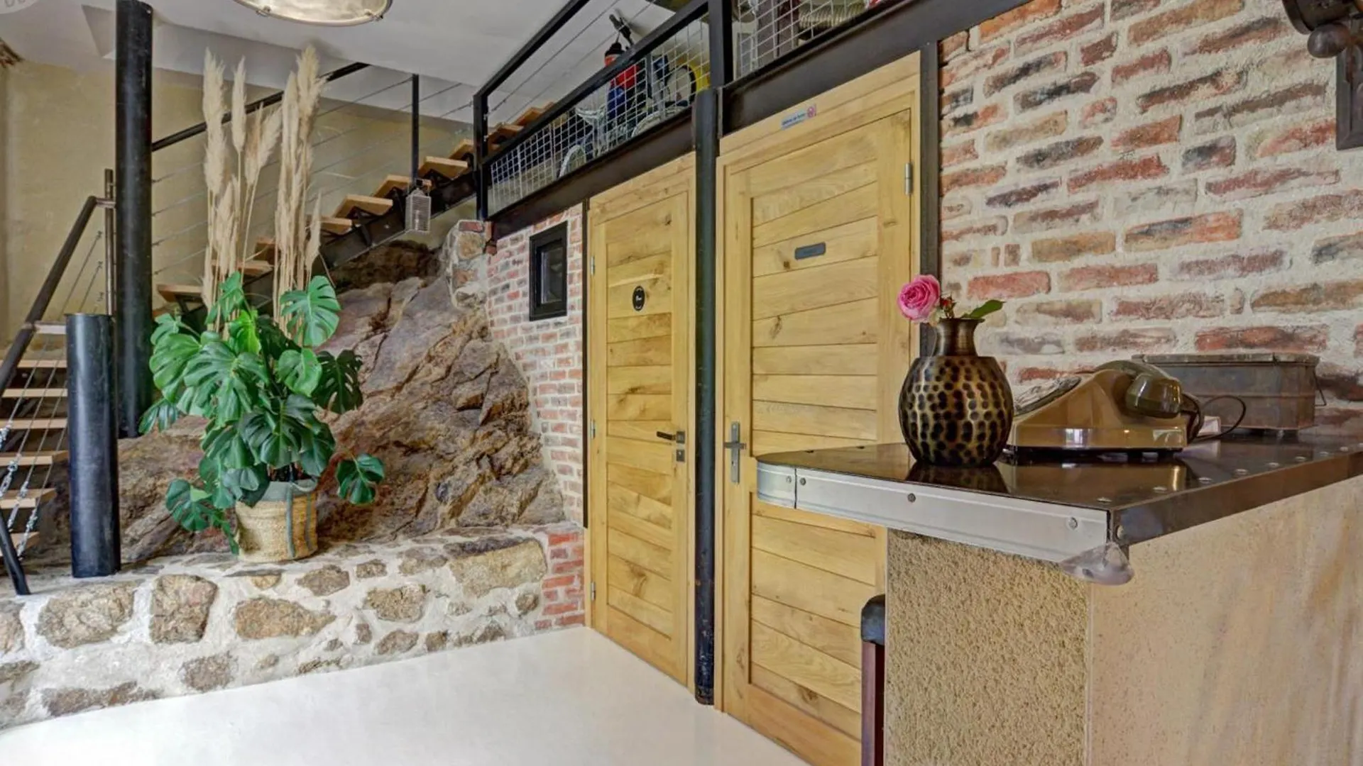 Holiday home Gite De Charme Avec Poele A Bois, Billard Et Terrasse Dans Les Monts Du Forez - Fr-1-496-313 Saint-Jean-Soleymieux